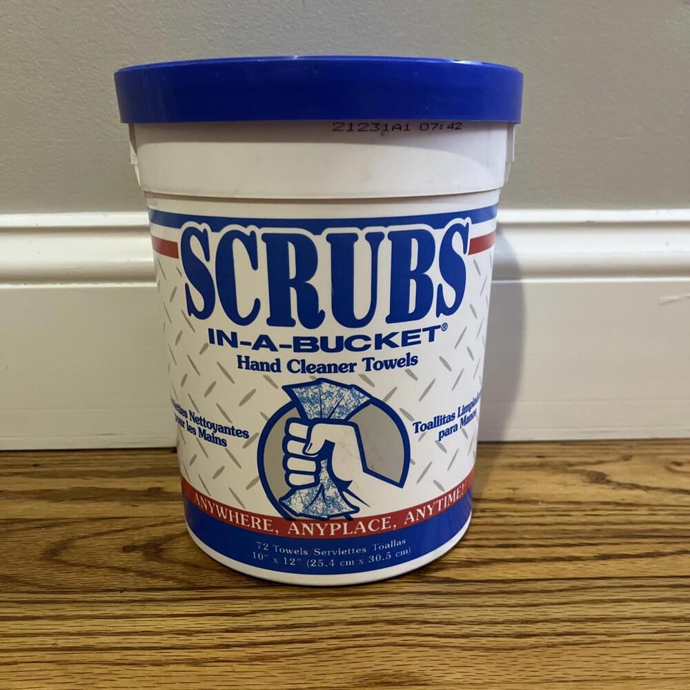 Scrubs Hand Cleaner Towels Cloth 10 1/2 x 12 1/4 Blue/White 72/Bucket 42272EA